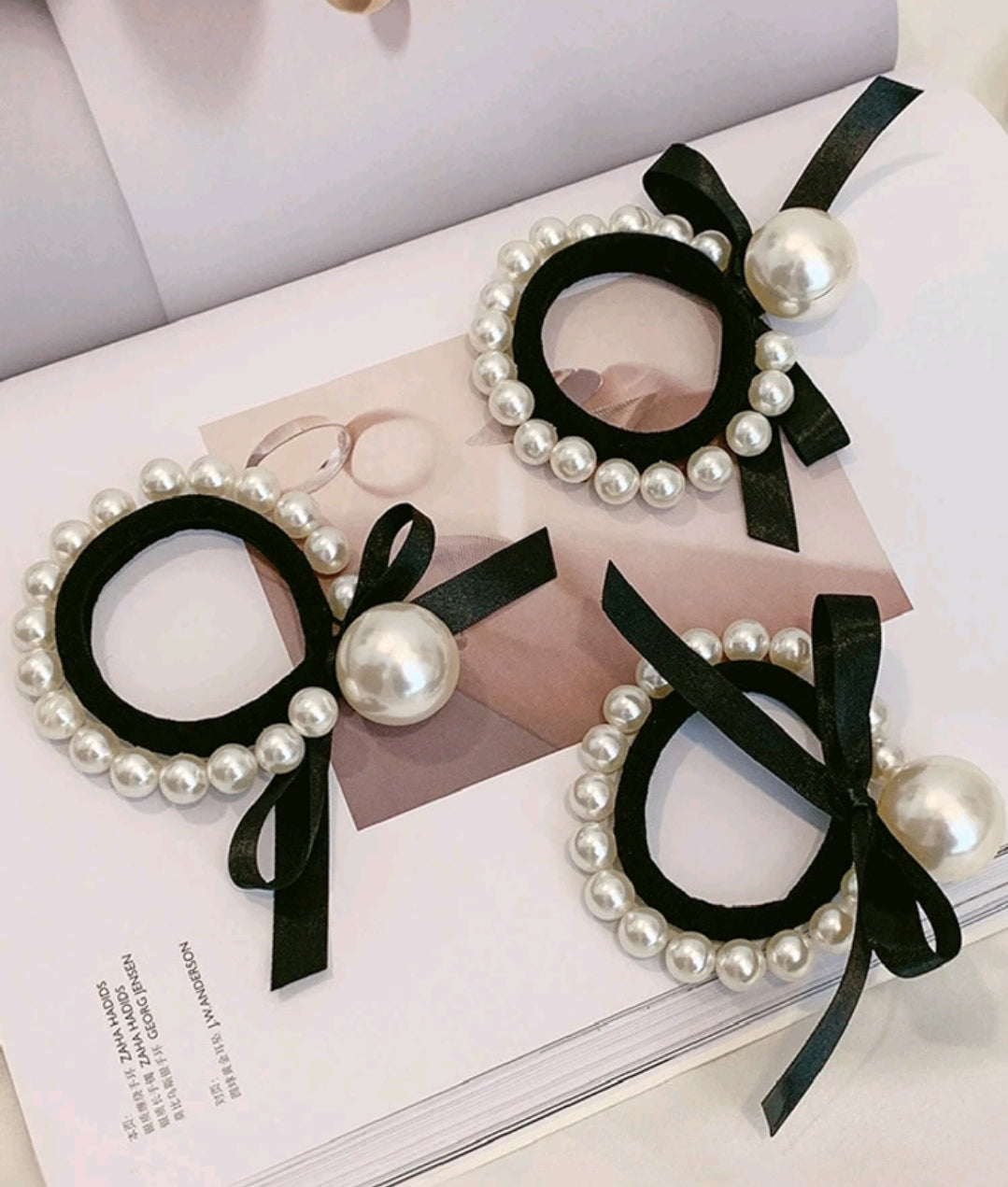 Elegant Faux Pearl Bow Hair Tie